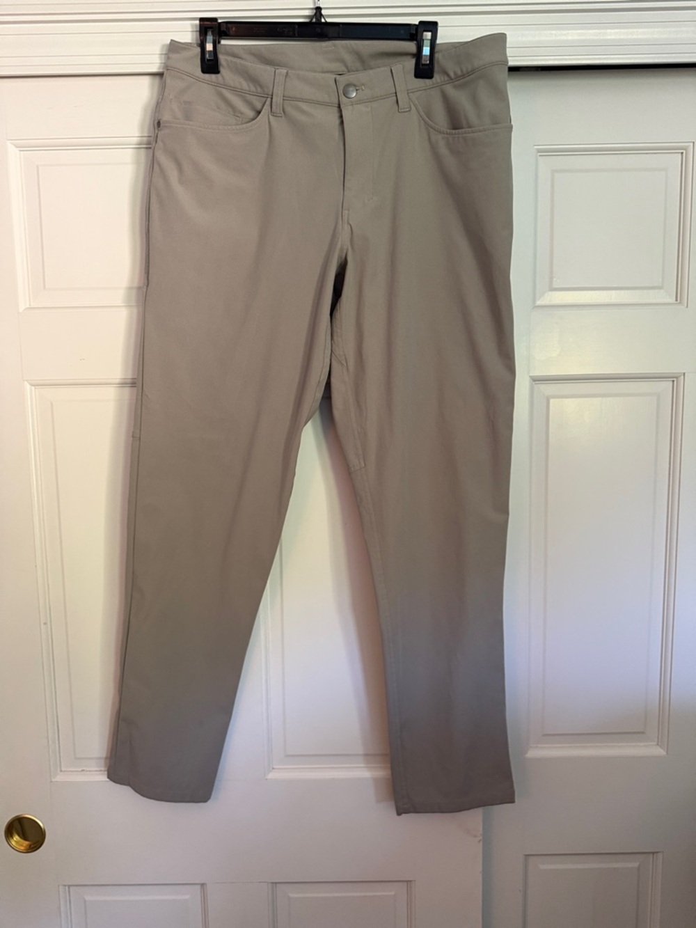 Lululemon Men's Commision Pant in Dark Stone